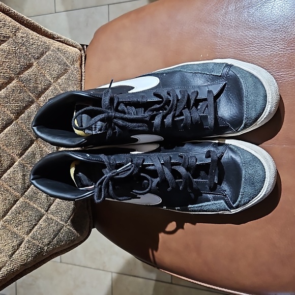 Nike Blazer Mid '77 Vintage Black/White Lace Up Sneakers Shoes - Picture 2 of 6